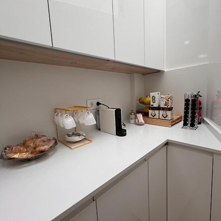 Apartamento Orilla De Triana Sevilha Exterior foto