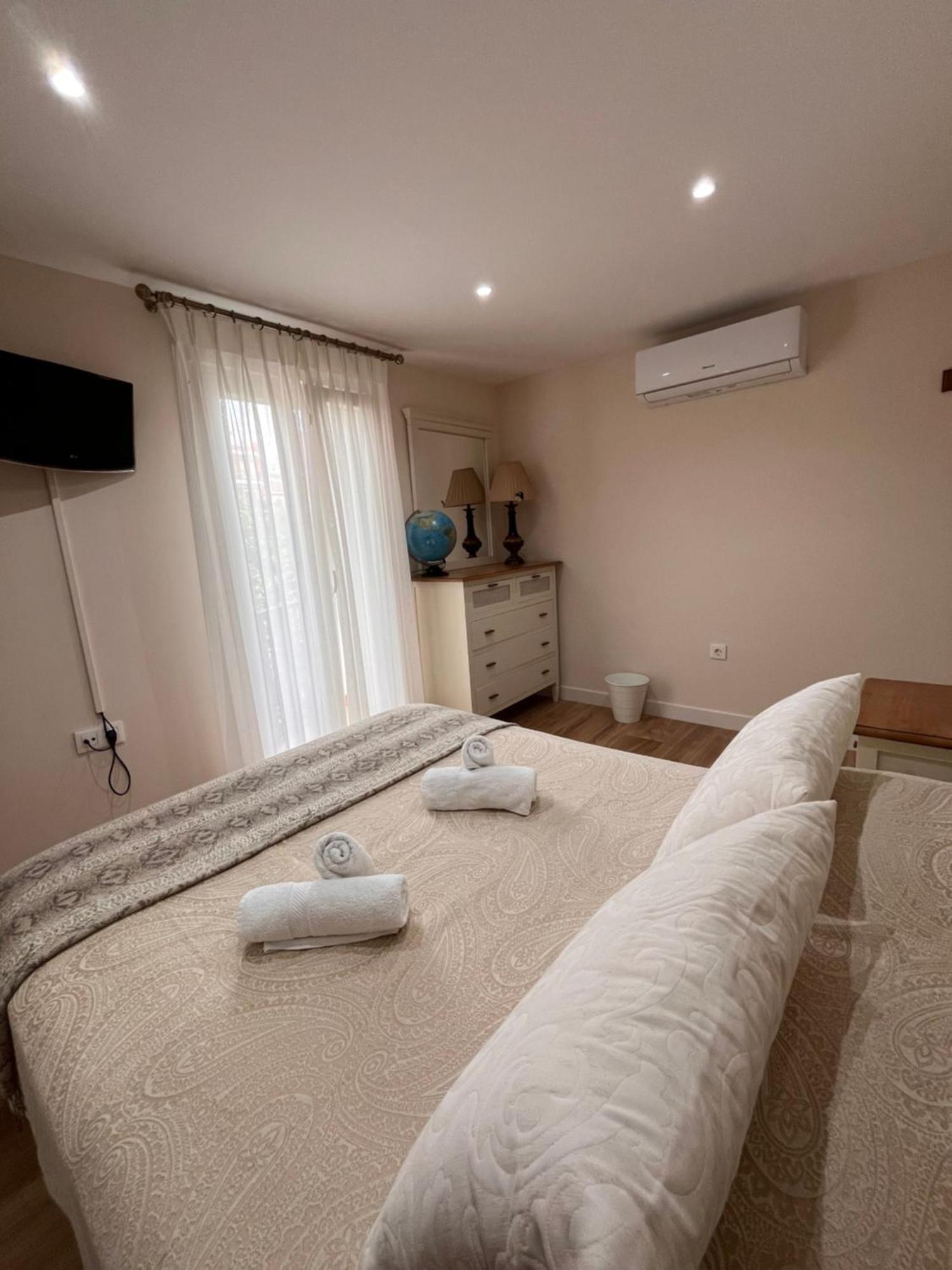 Apartamento Orilla De Triana Sevilha Exterior foto