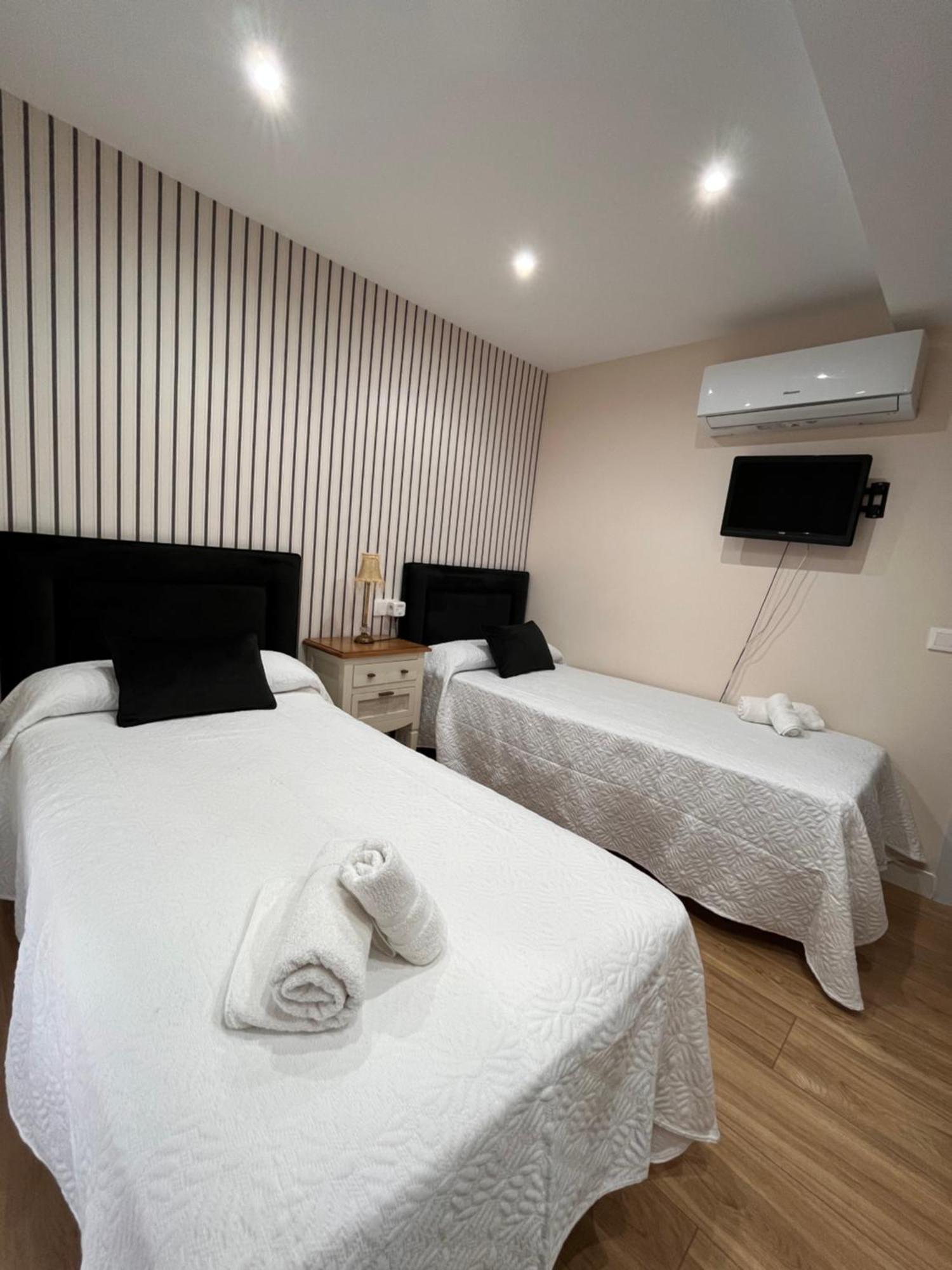 Apartamento Orilla De Triana Sevilha Exterior foto
