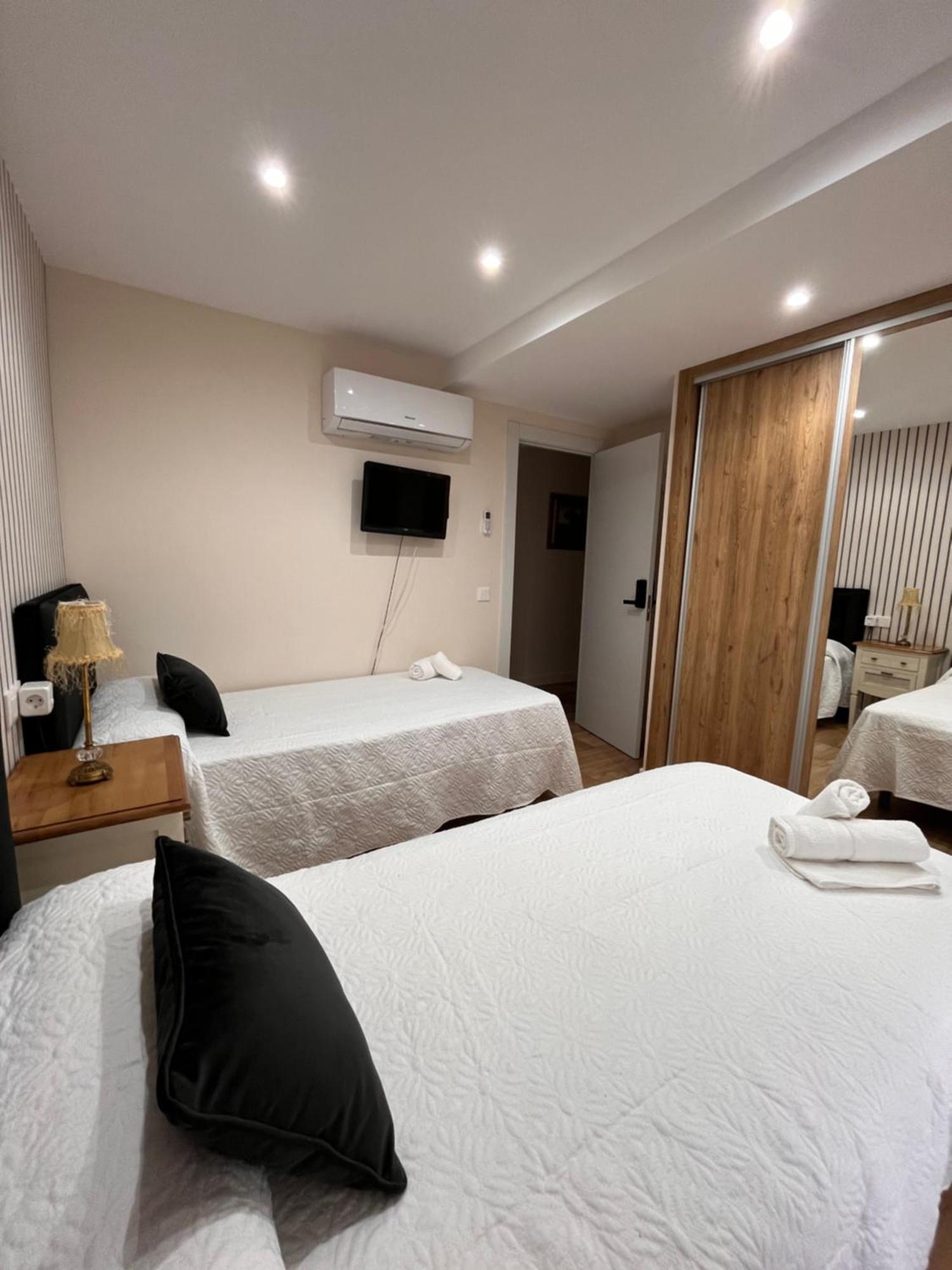 Apartamento Orilla De Triana Sevilha Exterior foto